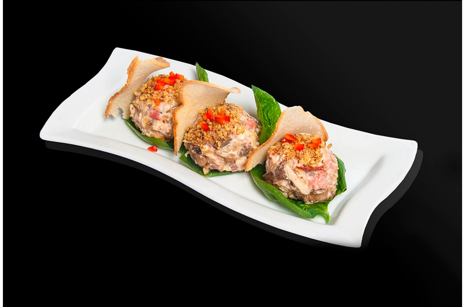 Салат из мясного микса