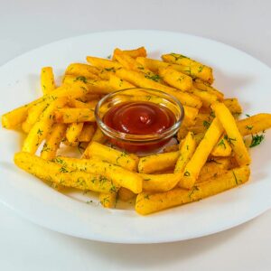 Картофель фри с кетчупом