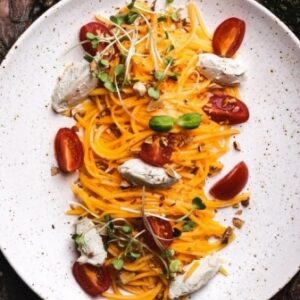 Паста из тыквы с сыром из кешью от Green Food Cafe