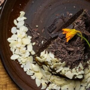 Десерт «Банановый Наполеон со сгущенкой из кешью» от Green Food Cafe