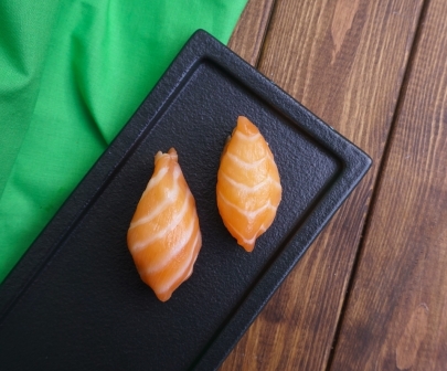 Суши «Нигири сяке» от Sushi Life