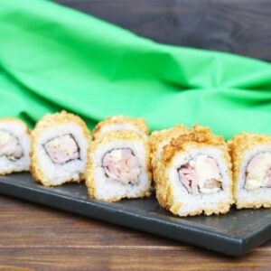 Теплый ролл «Эби батакун» от Sushi Life