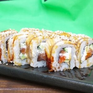 Ролл «Канада» от Sushi Life