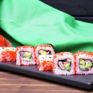 Ролл «Калифорния с креветкой» от Sushi Life