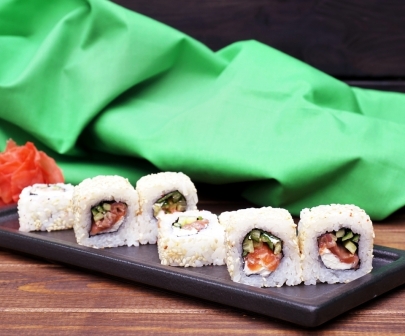 Ролл «Кунсей маки» от Sushi Life