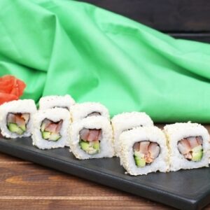 Ролл «Чикен» от Sushi Life