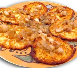 Деруны со шкварками