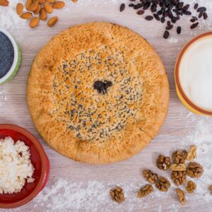 ПИРОГ С МАКОМ, ОРЕХАМИ, ИЗЮМОМ И СЫРОМ РИКОТТА