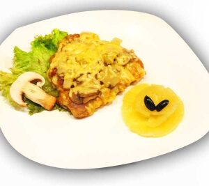 ОТБИВНАЯ КУРИНАЯ в кляре с грибами и сыром